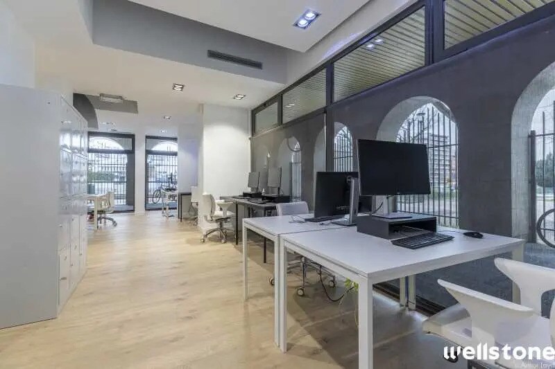 Office in Paris for sale - Interior Photo - Image 3 of 10