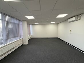 Lichfield St, Walsall to rent Interior Photo- Image 2 of 14