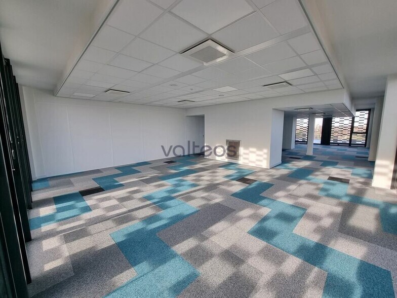 Office in Labège to rent - Interior Photo - Image 3 of 7
