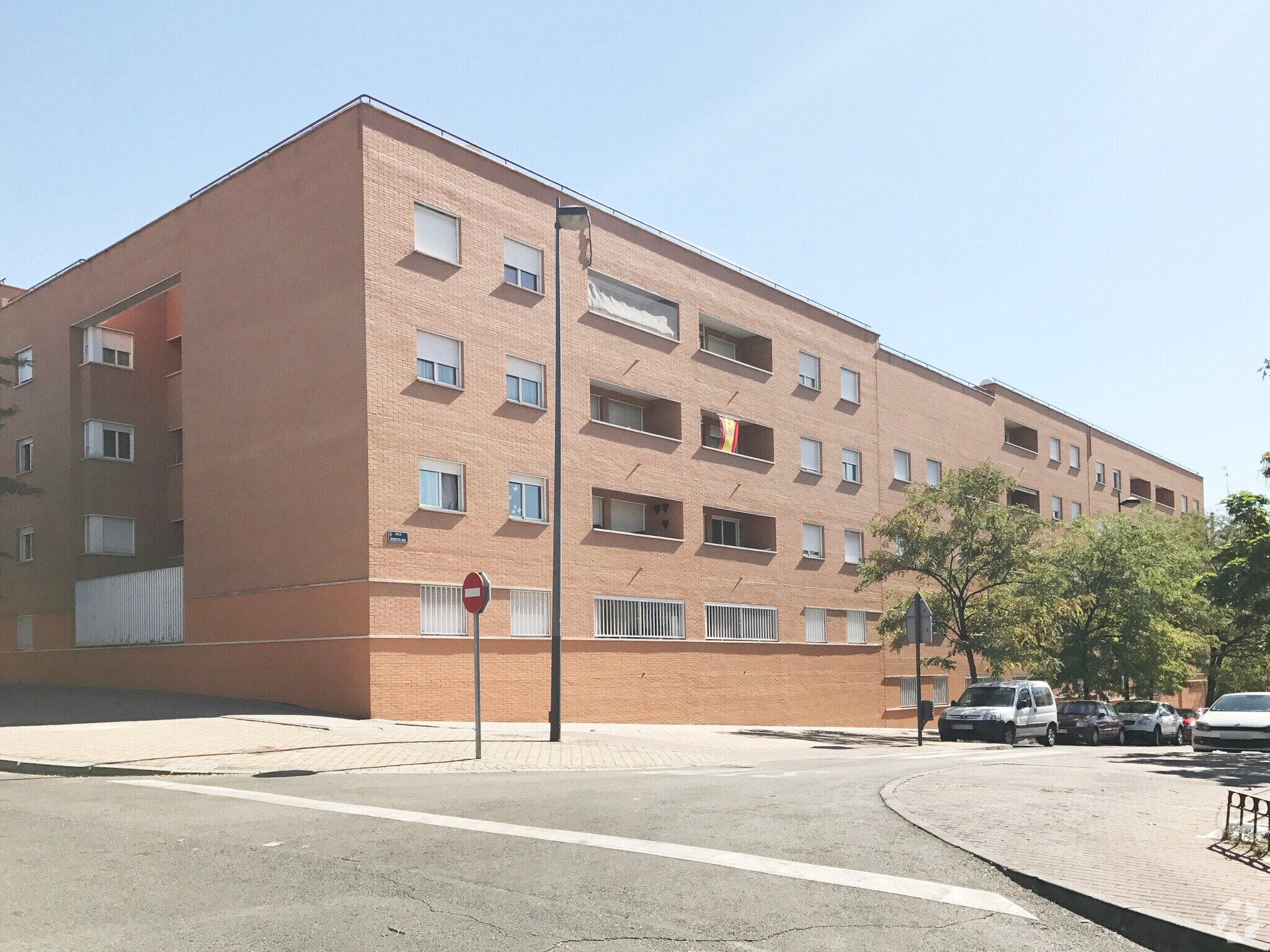 Calle Estocolmo, 1-19, Alcorcón, Madrid to rent Primary Photo- Image 1 of 4