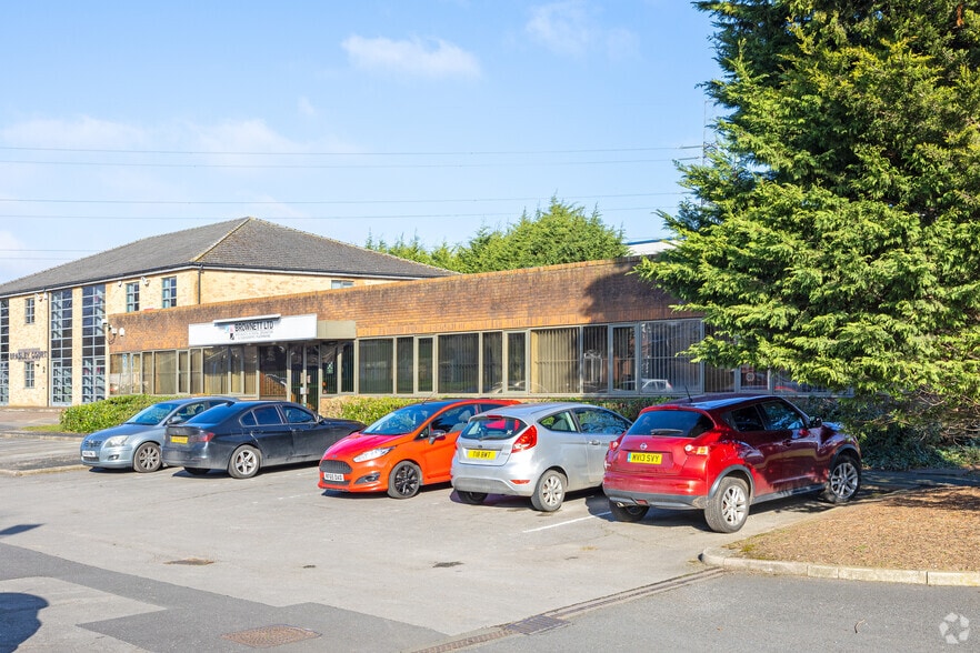 Trent Ln, Castle Donington for sale - Building Photo - Image 2 of 2