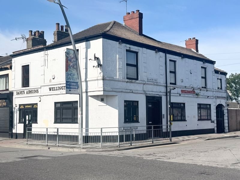 198-208 Freeman St, Grimsby to rent Building Photo- Image 1 of 5