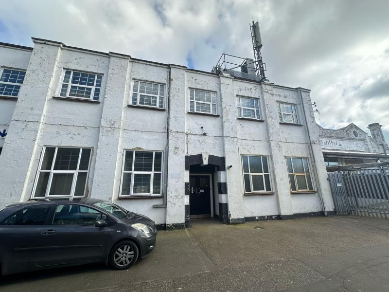 Grainger Rd, Southend On Sea for sale Primary Photo- Image 1 of 1