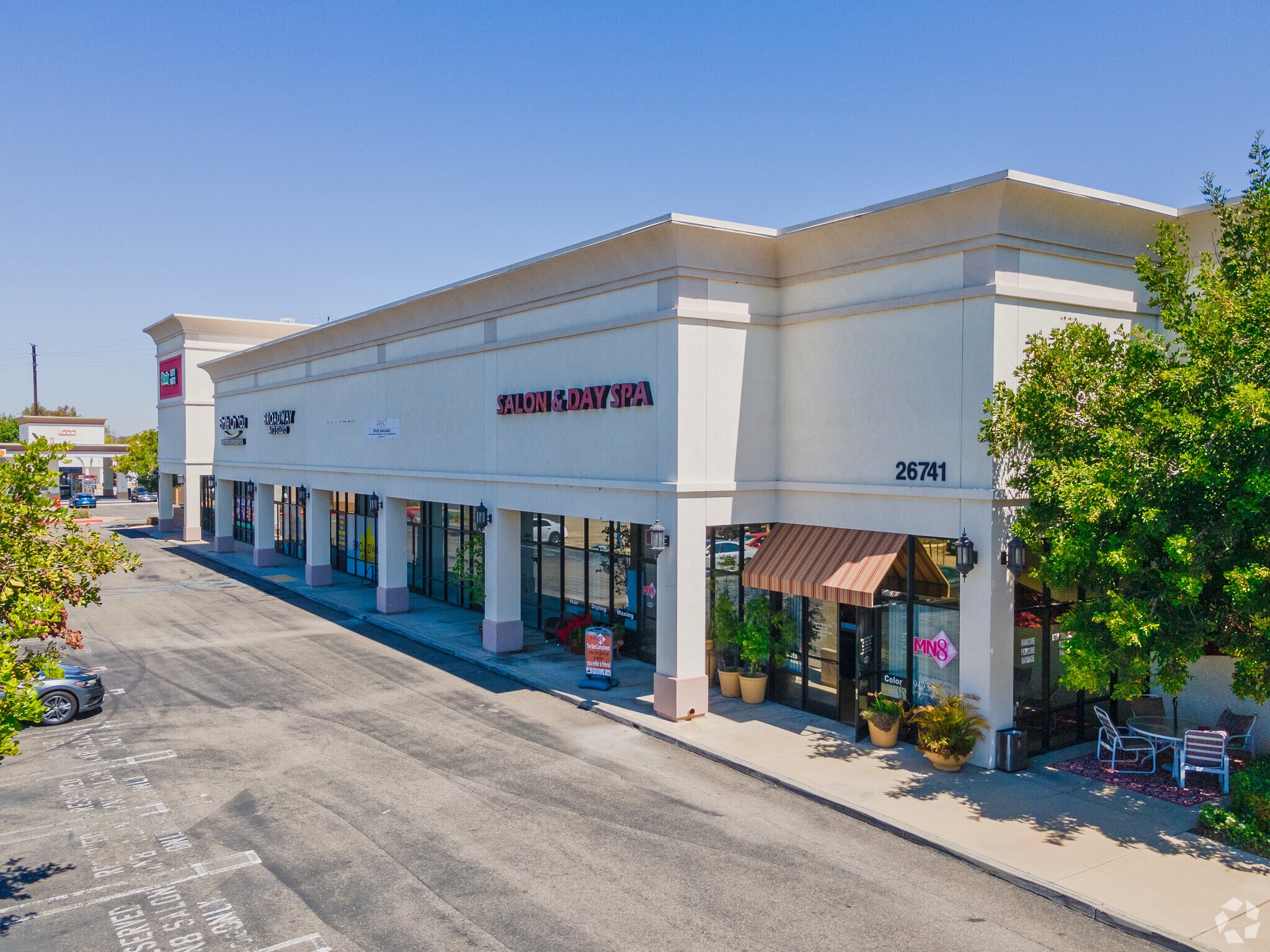 20021-20025 Lake Forest Dr, Lake Forest, CA to rent Primary Photo- Image 1 of 9