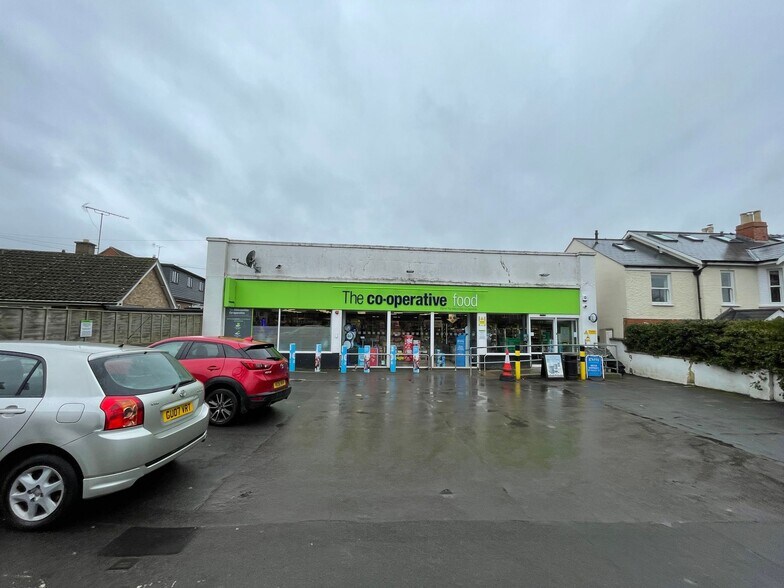 143 Leckhampton Rd, Cheltenham for sale - Building Photo - Image 2 of 6