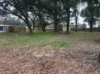 More details for 2211 Little Ln, Pensacola, FL - Land to Rent
