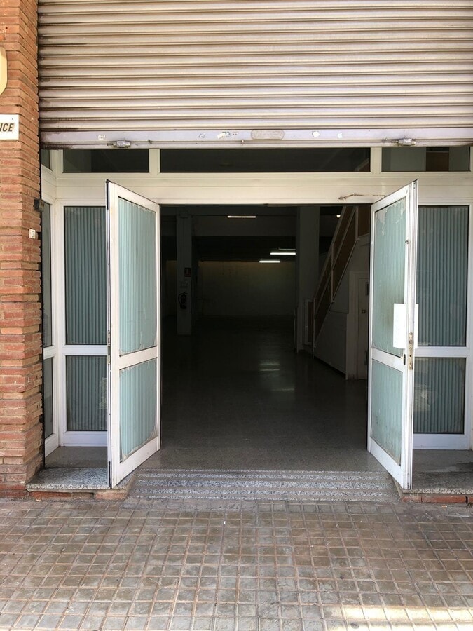 Viladecans, BAR 08840 - Unit 1 -  - Interior Photo - Image 1 of 11