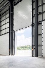 Botany Bay Business Park, Chorley to rent Interior Photo- Image 2 of 9