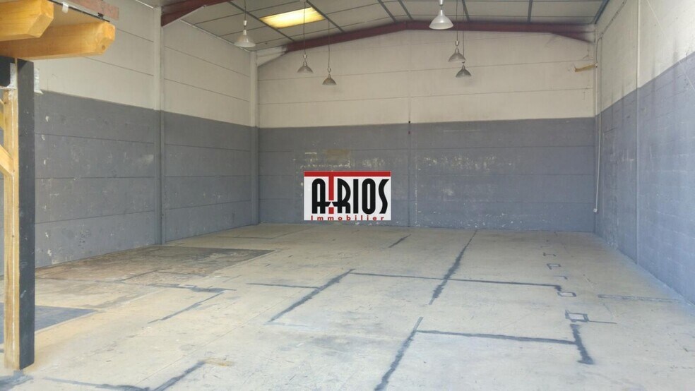 Industrial in La Garde for sale - Interior Photo - Image 3 of 4