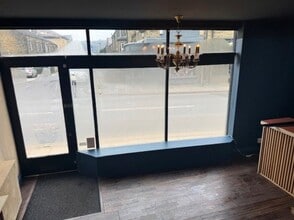 18 Leeds Rd, Ilkley to rent Building Photo- Image 2 of 6