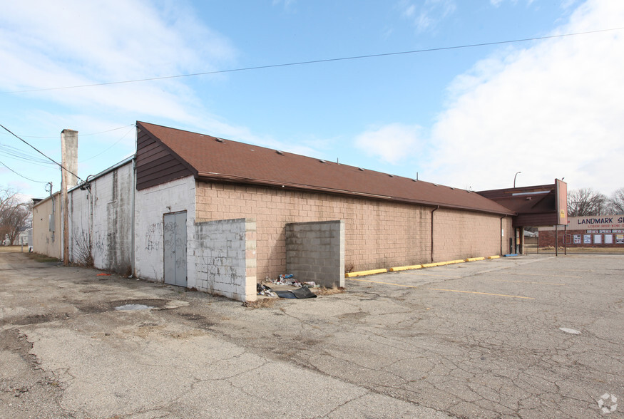 4650 S Beech Daly St, Dearborn Heights, MI for sale - Building Photo - Image 2 of 14