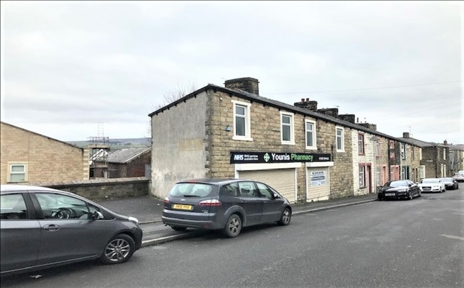 2-6 Arthur St, Brierfield to rent - Building Photo - Image 3 of 4