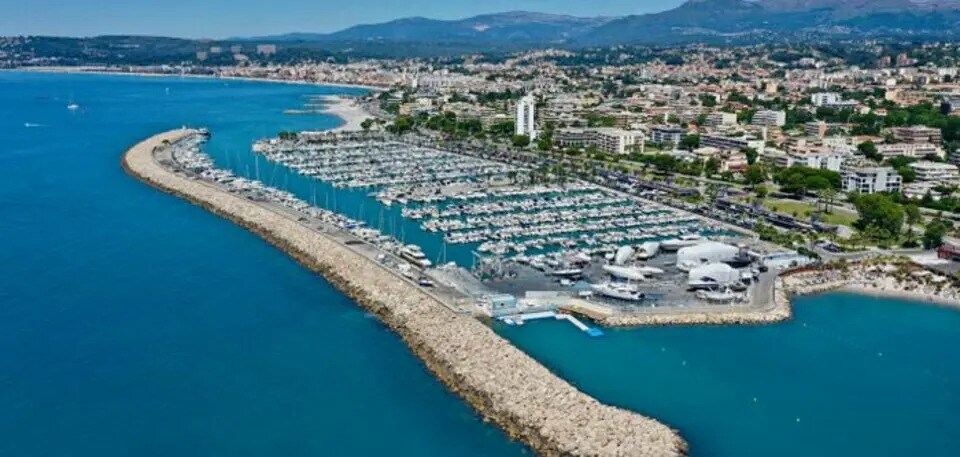 Retail in Saint-Laurent-du-Var for sale - Aerial - Image 1 of 3