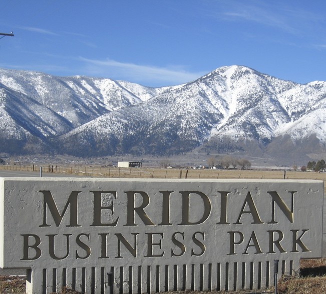 2150 Meridian Blvd, Minden, NV for rent - Building Photo - Image 3 of 14