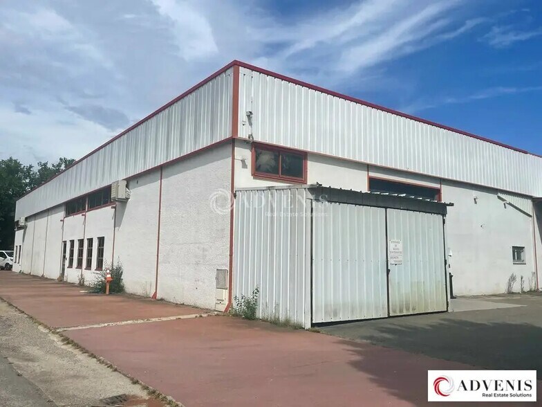 Light Industrial in Pessac to rent - Building Photo - Image 3 of 10