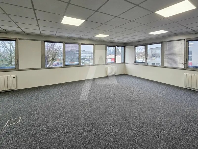 1 Bis Rue Marcel Paul, Massy to rent Interior Photo- Image 1 of 7