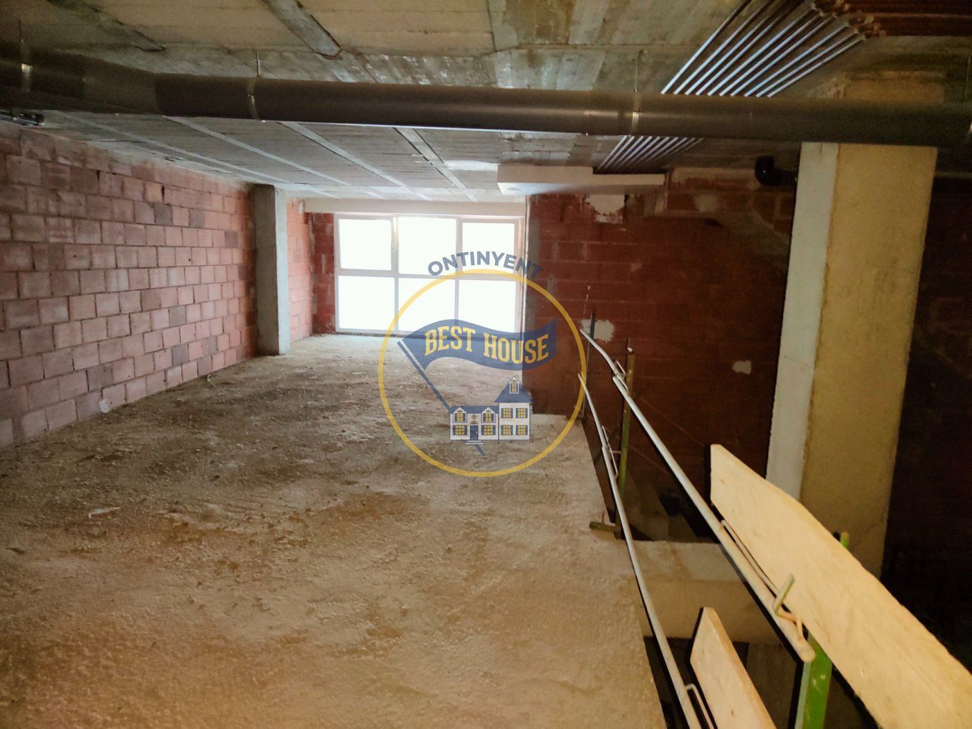 Retail in Ontinyent, Valencia for sale Interior Photo- Image 1 of 15