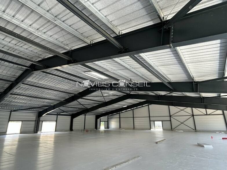 Retail in Saint-Alban for sale - Building Photo - Image 3 of 6