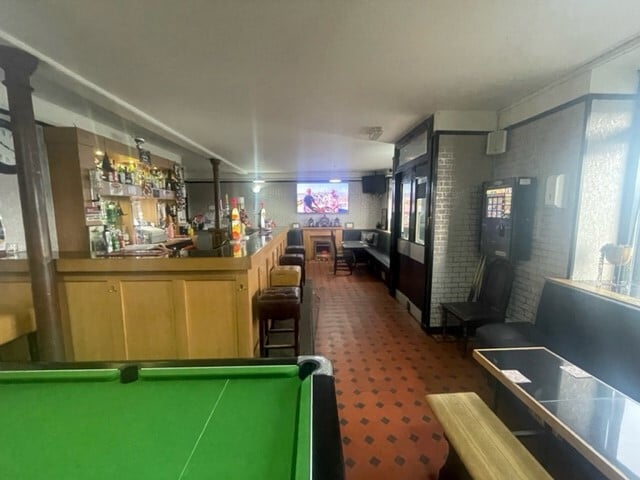 37-39 South Harbour St, Ayr to rent - Interior Photo - Image 2 of 5