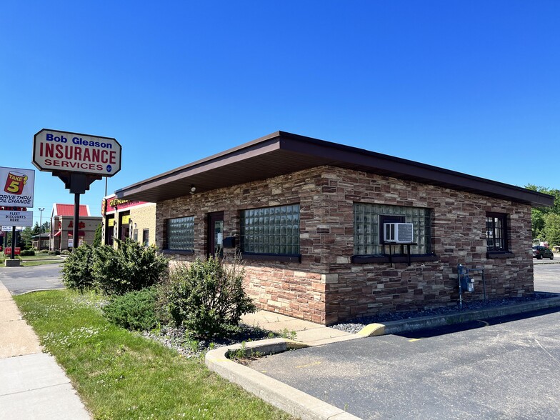 3012 8th St S, Wisconsin Rapids, WI for sale - Primary Photo - Image 1 of 1