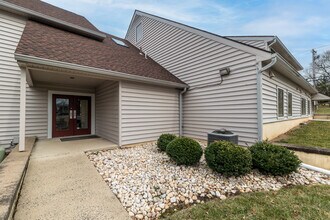 4-8 Meadowbrook Ln, Chalfont, PA for rent Building Photo- Image 1 of 10