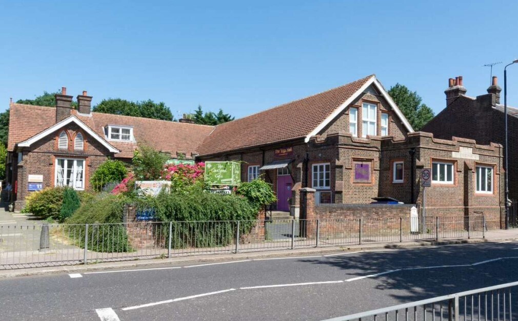 11 Hatfield Rd, St Albans for sale Building Photo- Image 1 of 1