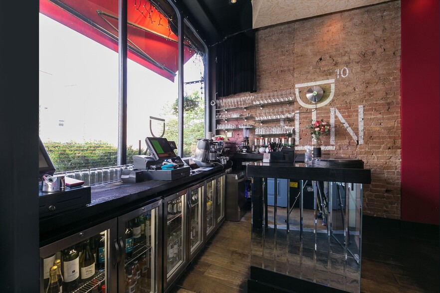 73 Haverstock Hl, London for sale - Interior Photo - Image 1 of 1