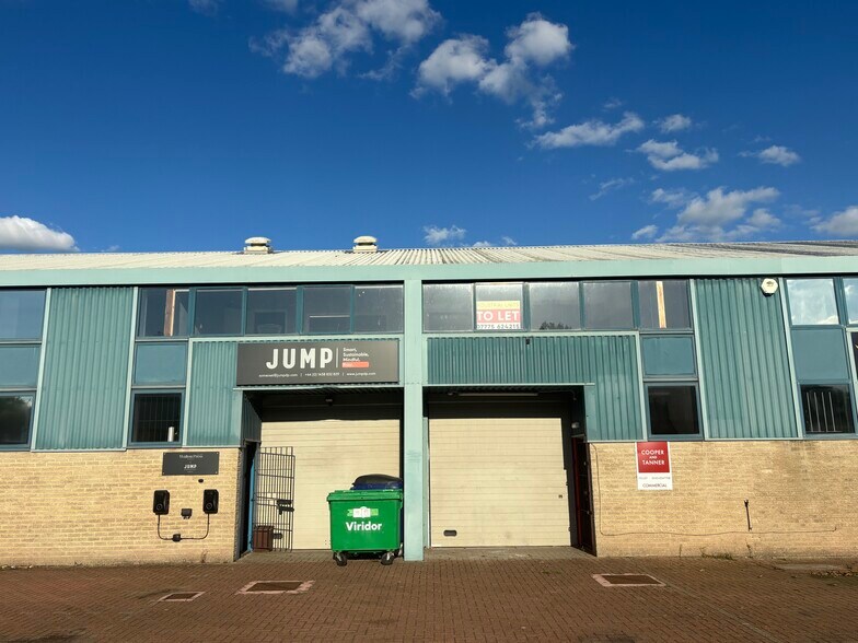 Wirral Park Rd, Glastonbury to rent - Building Photo - Image 2 of 10