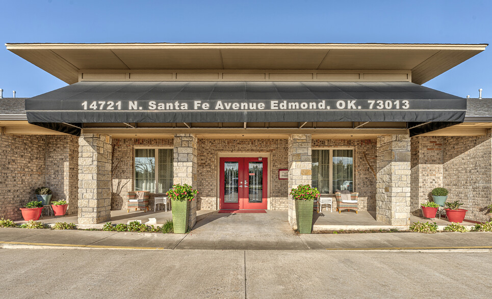 14721 N Santa Fe Ave, Edmond, OK for sale - Building Photo - Image 1 of 20