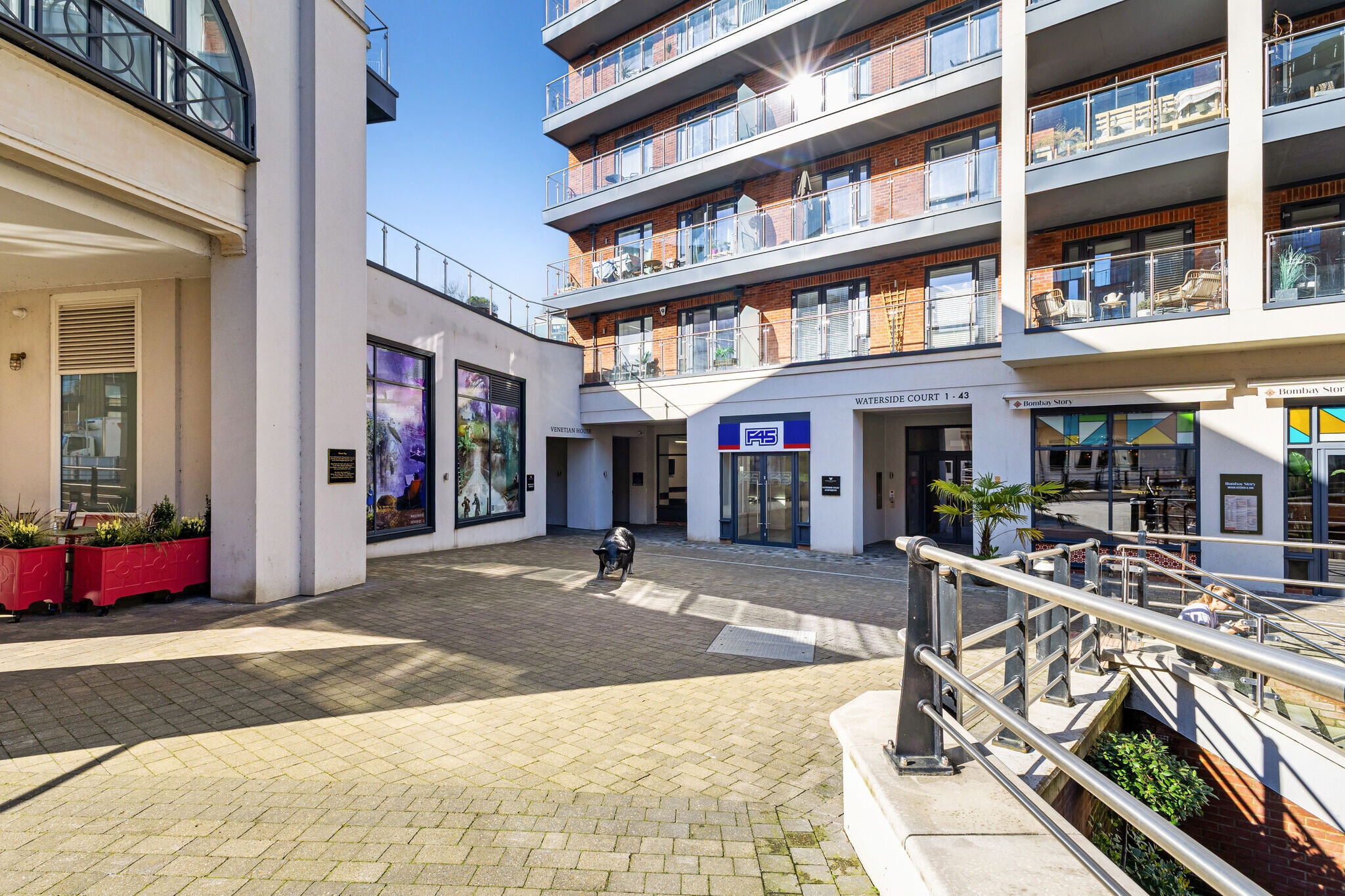 High St, Maidenhead to rent Building Photo- Image 1 of 5