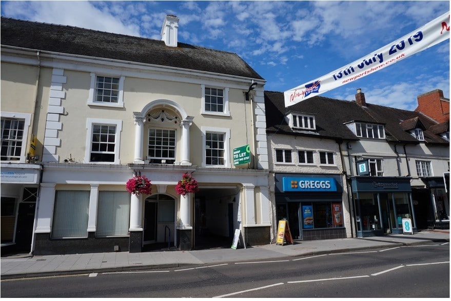 59 High St, Newport to rent - Building Photo - Image 3 of 3