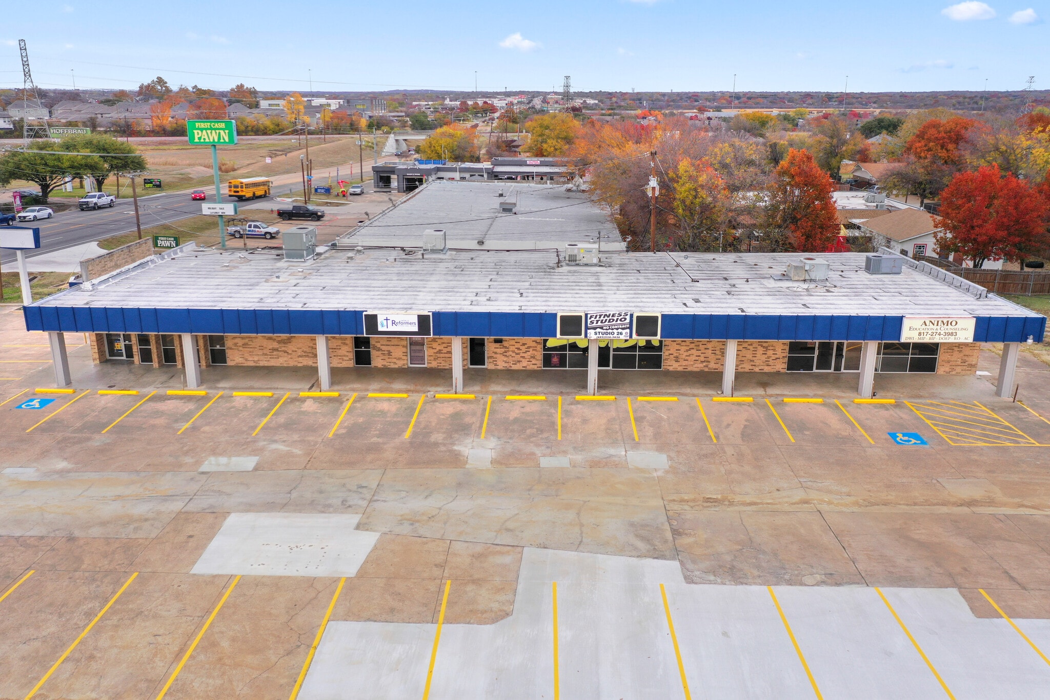 4632 Denton Hwy, Fort Worth, TX to rent Interior Photo- Image 1 of 6