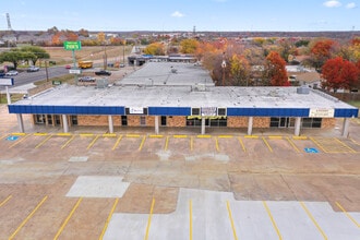 4632 Denton Hwy, Fort Worth, TX to rent Interior Photo- Image 1 of 6