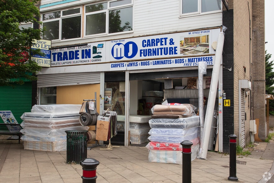 70 High St, West Drayton to rent - Building Photo - Image 2 of 5