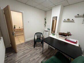 3-6 Station Rd, Leeds to rent Interior Photo- Image 2 of 4
