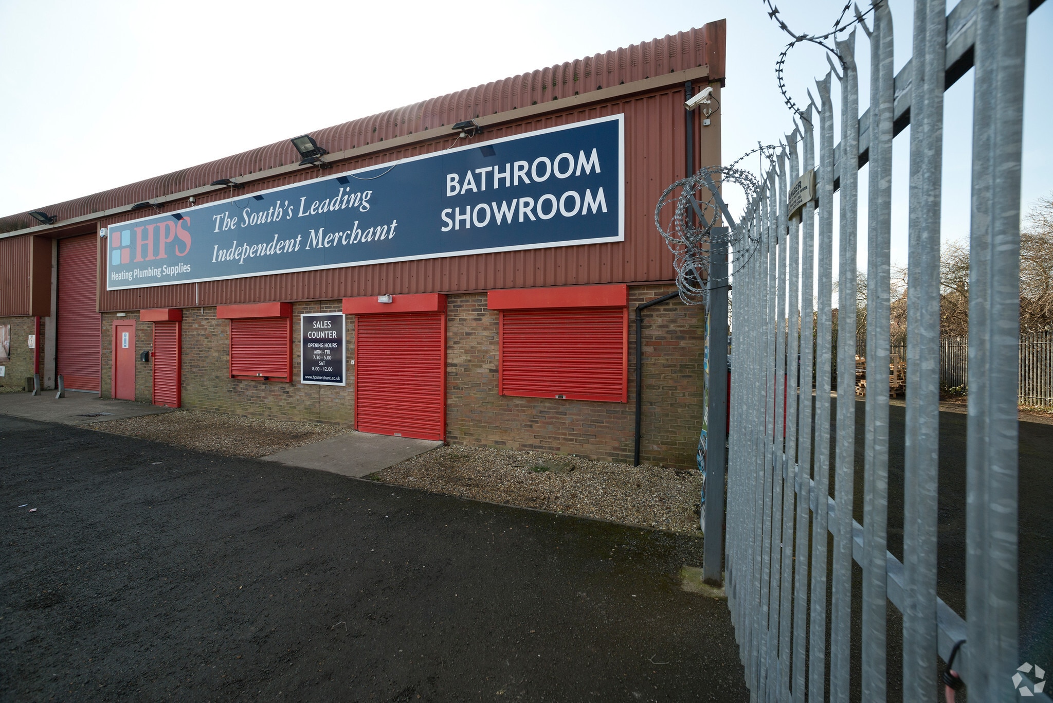 Beaver Rd, Ashford to rent Primary Photo- Image 1 of 4