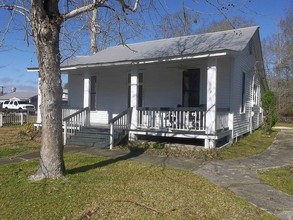 19407 Front St, Covington, LA for sale Primary Photo- Image 1 of 1