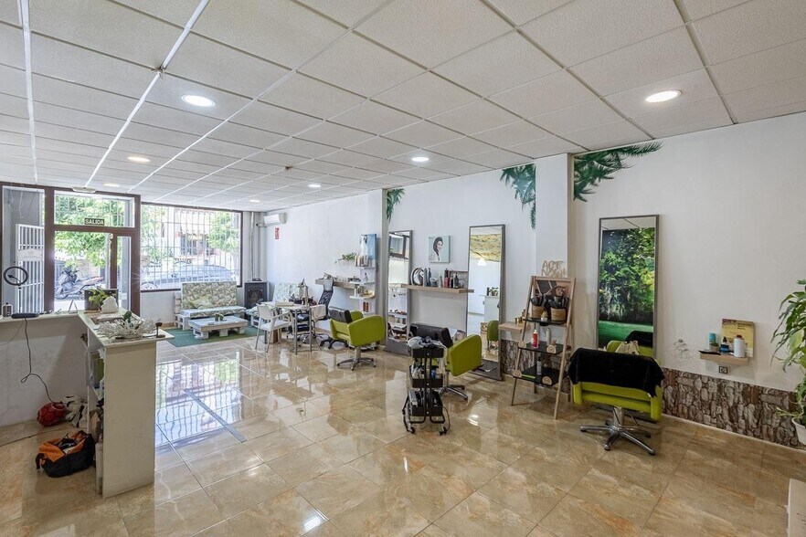 Calle Mallorca, 47, Las Gabias, Granada for sale - Interior Photo - Image 3 of 22