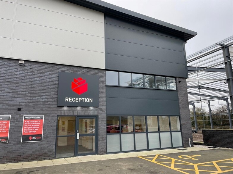 Berry Way, Chorley for sale - Primary Photo - Image 1 of 1