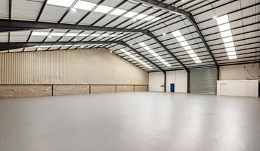 Yardley Rd, Liverpool to rent Interior Photo- Image 2 of 3