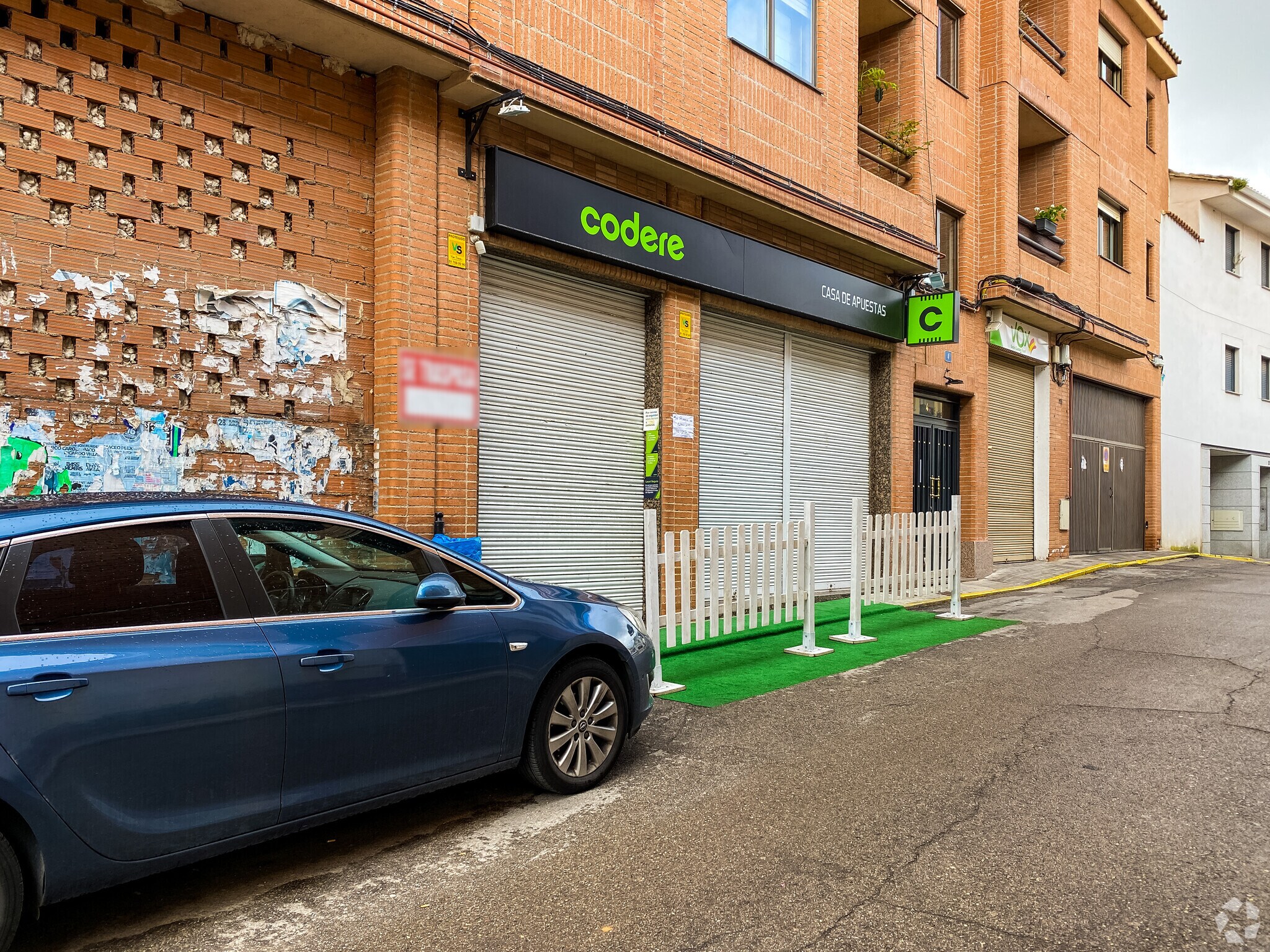 Retail in Campo Real, Madrid to rent Interior Photo- Image 1 of 2