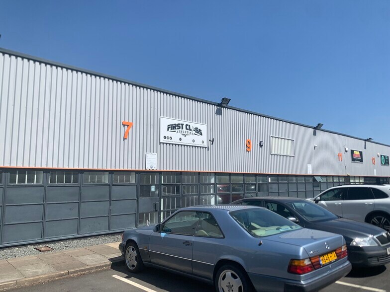 Blundells Rd, Milton Keynes for sale - Building Photo - Image 1 of 1