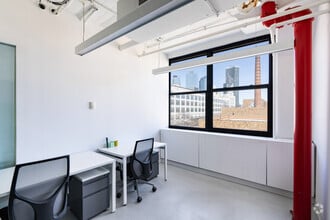 31-00 47th Ave, Long Island City, NY to rent Interior Photo- Image 2 of 2