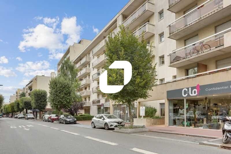 84 Avenue Jean Jaurés, Clamart to rent - Building Photo - Image 3 of 11