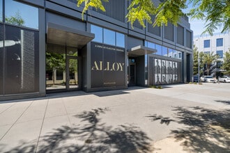 525 S Santa Fe Ave, Los Angeles, CA to rent Building Photo- Image 2 of 4