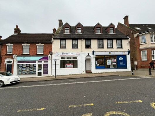 30 Lavant St, Petersfield for sale Primary Photo- Image 1 of 1