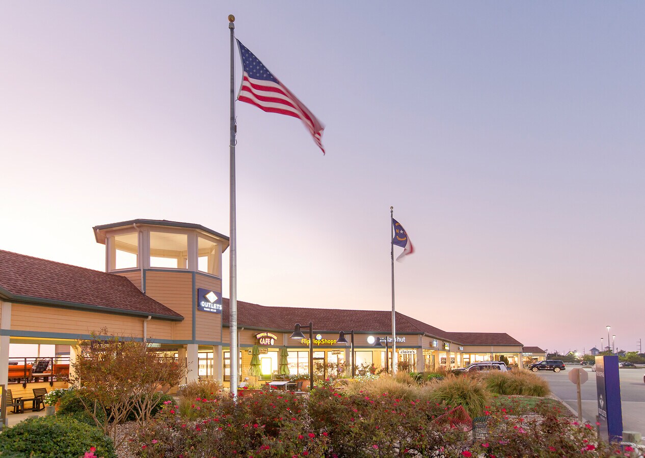 7100 S Croatan Hwy, Nags Head 27959 Outlets Nags Head Outparcel