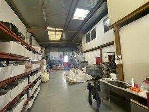 Light Industrial in Vénissieux to rent Interior Photo- Image 2 of 11