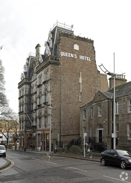 160 Nethergate, Dundee to rent - Primary Photo - Image 1 of 2