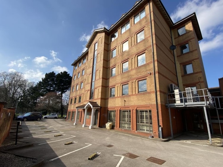 35-37 St Marys Pl, Southampton to rent Primary Photo- Image 1 of 13